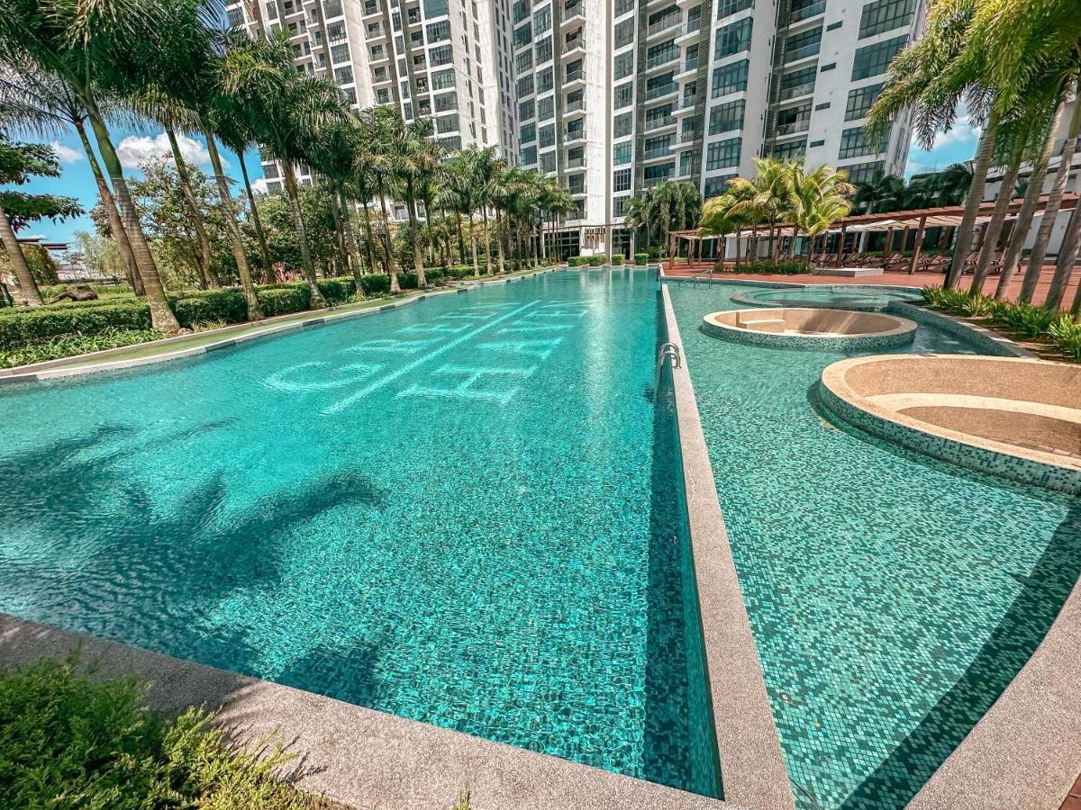 Starry Homes @ Green Haven 2Beds 2Bath+Pool View Масаи Экстерьер фото